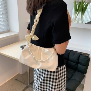 Korean-Style Cloud-Shaped Baguette Shoulder Bag - Pleated Crossbody Handbag with Buckle Closure, u002Fu002F, Cloud & Horizontal Pleats for Travel, Commuting & Daily Use - Versatile Korean Fashion Bag for a while Suitable for travel and Commuting